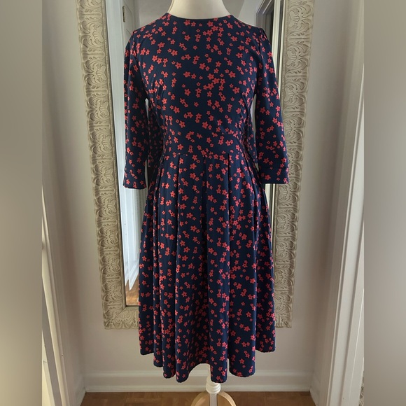 Amazon Dresses & Skirts - Amazon Navy and Red Floral Long Sleeve Dress